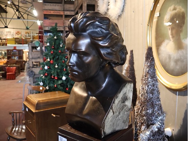 Buste beethoven op sokkel - afbeelding 3 van  7