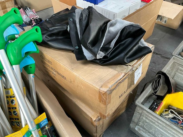 Buster partij bodywarmers/werkkledij (10x) - afbeelding 4 van  4