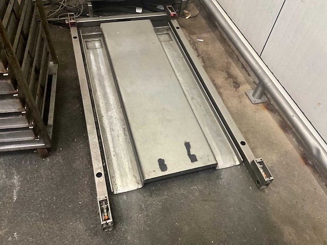 Buter rvs heftafel (2x) - afbeelding 6 van  10