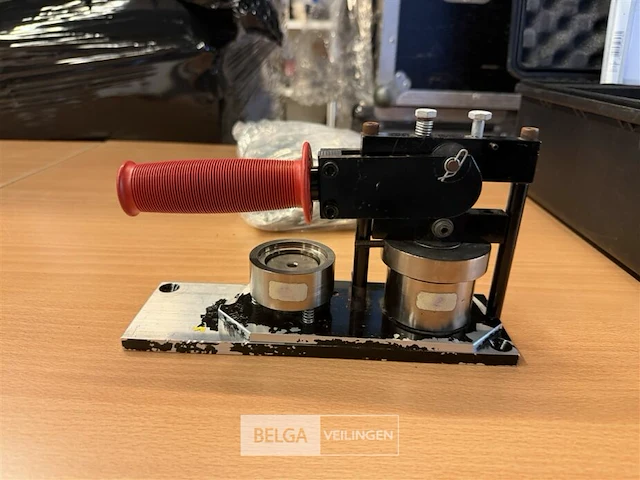 Buttonmachine - afbeelding 6 van  10