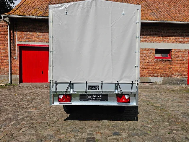 Bw trailers - 2026 - nieuw - plateau met huif - gesloten aanhangwagen - afbeelding 4 van  8