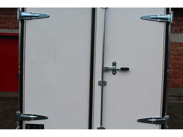 Bw trailers - 2026 - ongeremde gesloten aanhangwagen - afbeelding 10 van  12