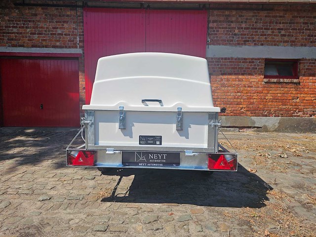 Bw trailers - 2026 - vakantie aanhangwagen / gesloten aanhangwagen met polyester dak - afbeelding 6 van  11