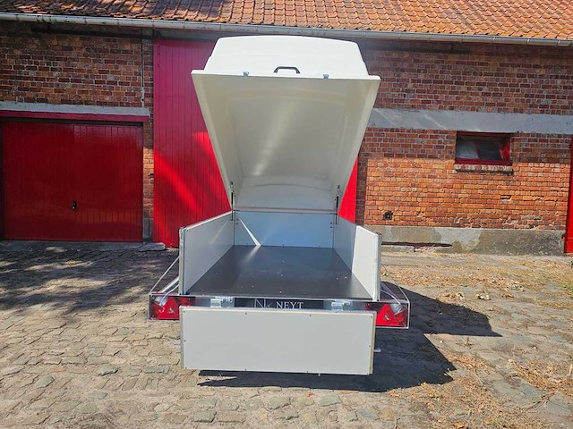 Bw trailers - 2026 - vakantie aanhangwagen / gesloten aanhangwagen met polyester dak - afbeelding 8 van  11