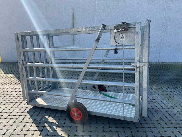 Bwt verrijdbare runderweegschaal - afbeelding 1 van  11