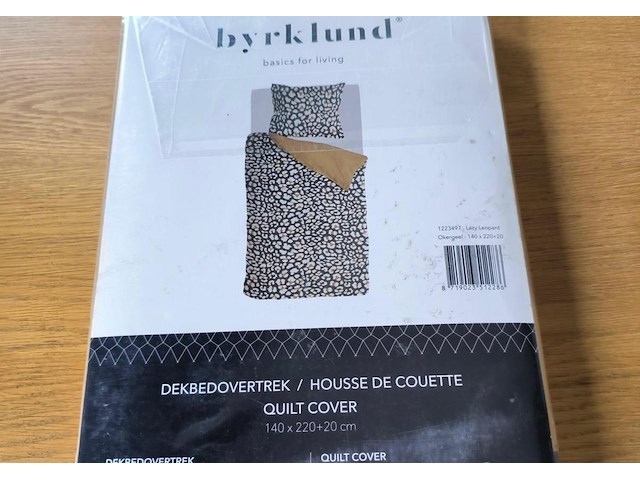 Byrklund dekbedovertrek & kussensloop twee verschillende zijden maat : 140x220 + 20 cm - afbeelding 1 van  3