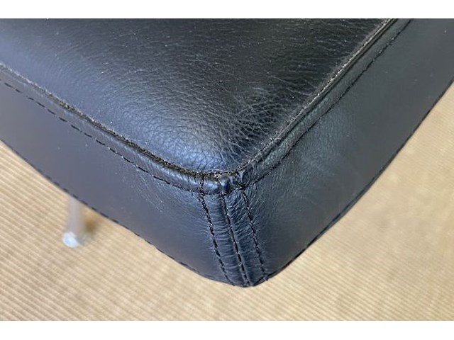 C chair - afbeelding 2 van  5