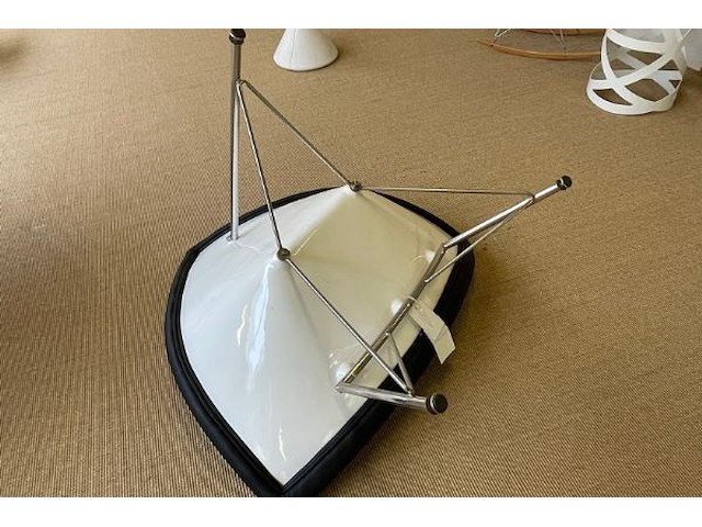 C chair - afbeelding 5 van  5