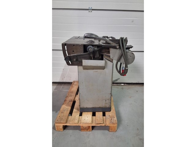 C & g metaalzaagmachine - afbeelding 1 van  7