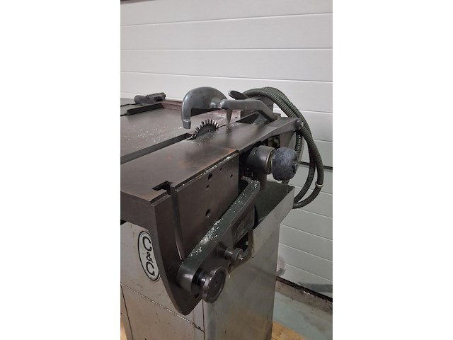 C & g metaalzaagmachine - afbeelding 6 van  7