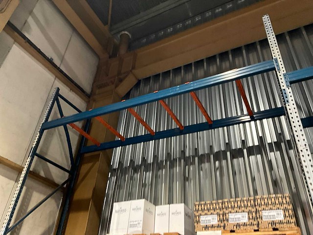 Ca. 17m palletstelling - afbeelding 8 van  9