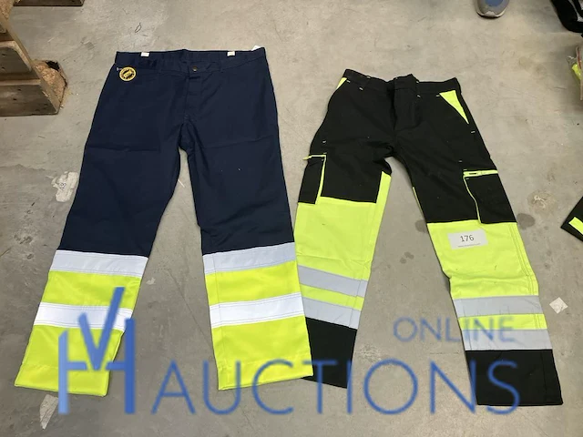 Ca. 20 diverse werkbroeken - afbeelding 1 van  3
