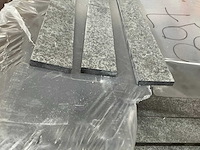 Ca 238lm natuursteen plinten (397x) - afbeelding 2 van  4