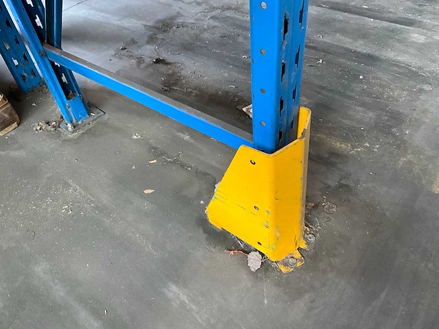 Ca. 28,4m provost palletstelling - afbeelding 6 van  12