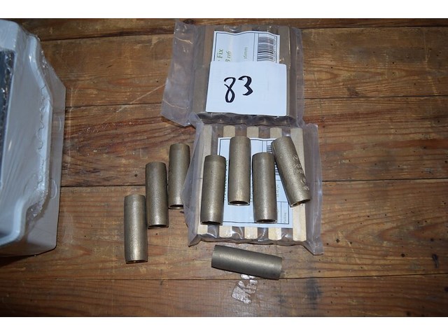 Ca. 29 aarding koppelstukken messing - afbeelding 1 van  2