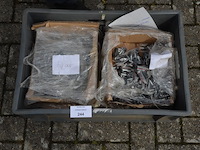 Ca. 350 set stelschroeven van 4 per set - afbeelding 1 van  5