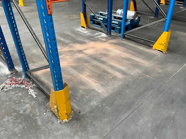 Ca. 39m ramada/stow palletstelling - afbeelding 12 van  13