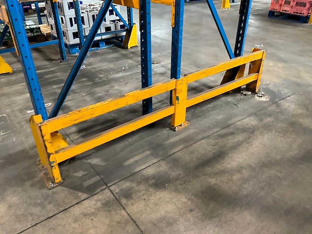 Ca. 42m provost palletstelling - afbeelding 11 van  11