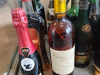 Ca. 49 diverse wijn- en drankflessen - afbeelding 6 van  11