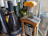 Ca. 49 diverse wijn- en drankflessen - afbeelding 11 van  11