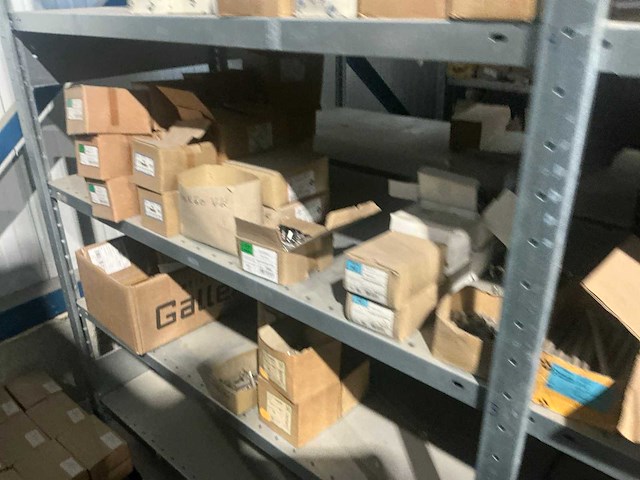 Ca 5 lm magazijnstelling zonder inhoud - afbeelding 3 van  13