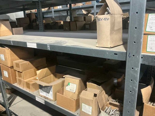 Ca 5 lm magazijnstelling zonder inhoud - afbeelding 10 van  13