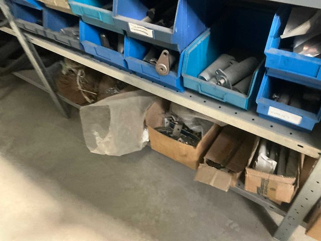 Ca 5 lm magazijnstelling zonder inhoud - afbeelding 17 van  20