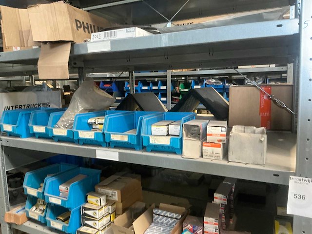 Ca 5 lm magazijnstelling zonder inhoud - afbeelding 10 van  15