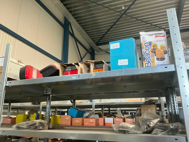 Ca 5 lm magazijnstelling zonder inhoud - afbeelding 15 van  15