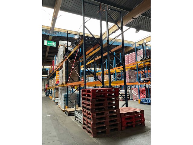 Ca. 52m nedcon palletstelling - afbeelding 5 van  13
