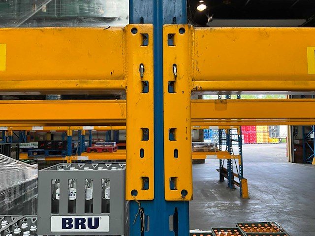 Ca. 54m provost palletstelling - afbeelding 7 van  11