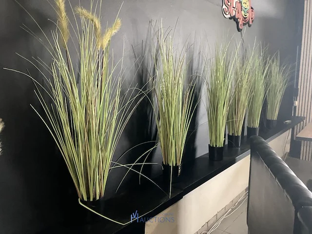 Ca. 7 imitatieplanten in pot - afbeelding 1 van  3