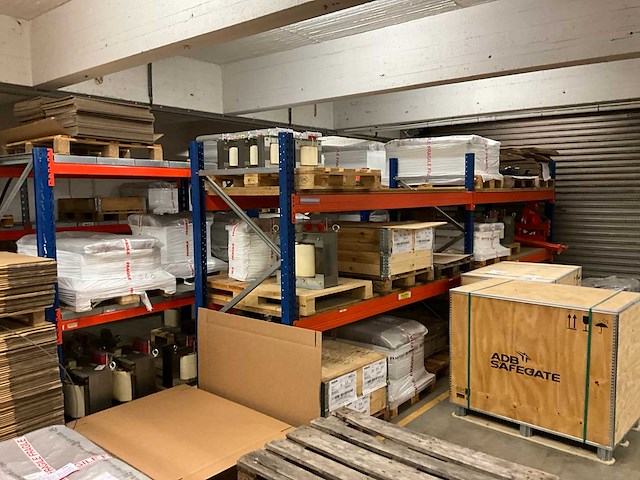 Ca. 75m palletstelling - afbeelding 16 van  21