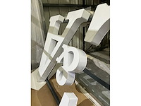 C&a lichtreclame - afbeelding 3 van  3