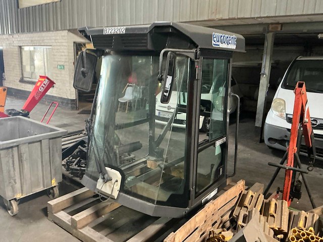 Cabine voor ammann grondwals - afbeelding 1 van  8
