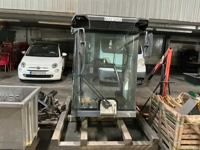 Cabine voor ammann grondwals - afbeelding 2 van  8