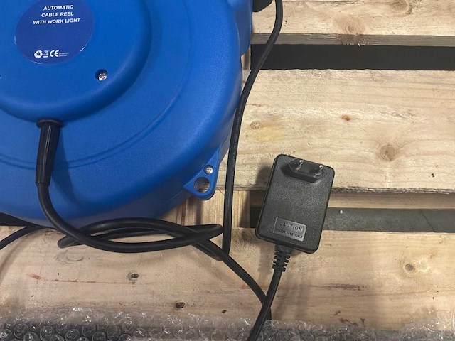 Cable reel 42715 verlengkabelhaspels met led lamp (2x) - afbeelding 2 van  6