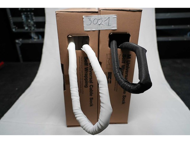 Cable sock 40mm - 50mm - black & white - afbeelding 1 van  1