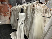 Cabotine bruidsjurken (32x) - afbeelding 1 van  65