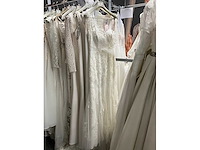 Cabotine bruidsjurken (32x) - afbeelding 18 van  65