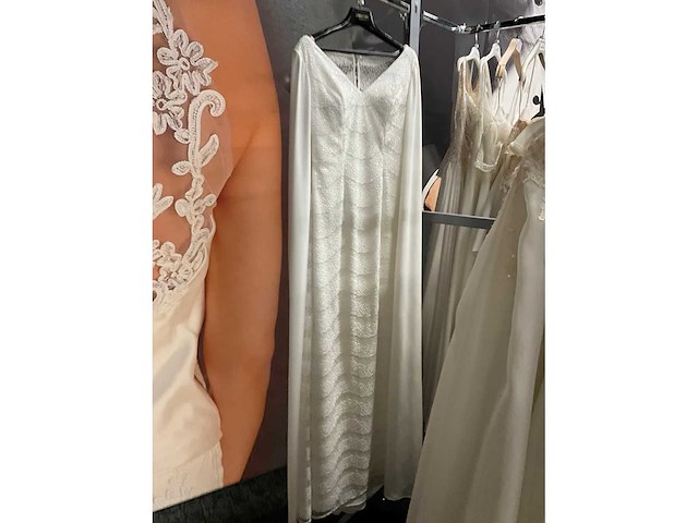 Cabotine bruidsjurken (32x) - afbeelding 33 van  65