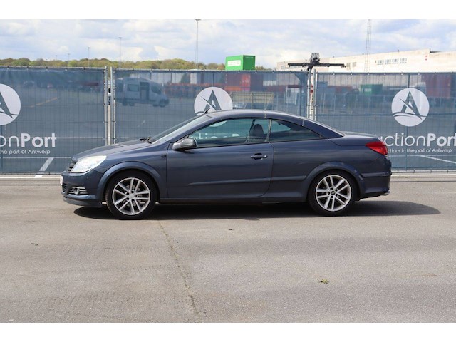 Cabrio opel astra benzine 90pk 2007 (marge) - afbeelding 1 van  1