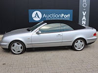 Cabriolet mercedes-benz clk 200 benzine (marge)