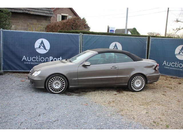 Cabriolet mercedes-benz clk 320 cdi diesel 2008 - afbeelding 1 van  1