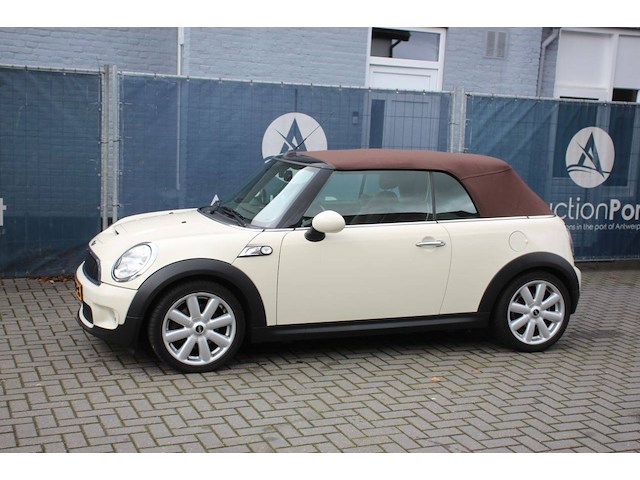 Cabriolet mini cooper s cabrio benzine 184pk 2010 - afbeelding 1 van  1