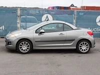 Cabriolet peugeot 207 benzine 120pk 2011 (marge)