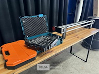 Cadeaupapierhouder + makita doppenset - afbeelding 1 van  7