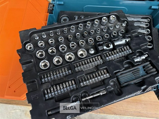 Cadeaupapierhouder + makita doppenset - afbeelding 4 van  7