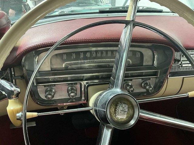 Cadillac - serie 62 - cabriolet - klassieke auto - afbeelding 5 van  38