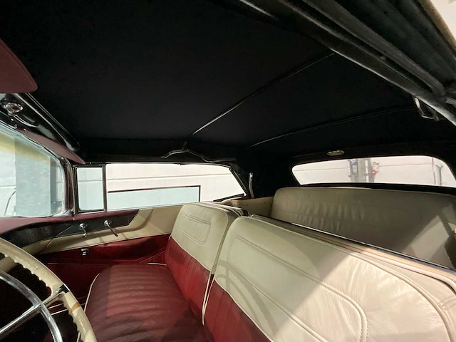 Cadillac - serie 62 - cabriolet - klassieke auto - afbeelding 10 van  38